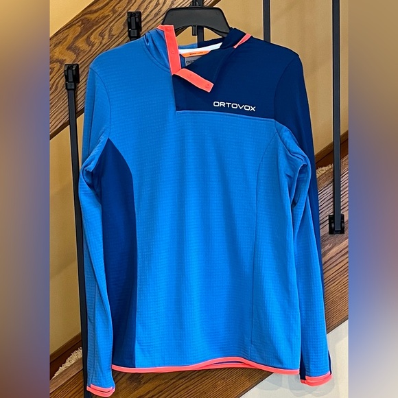 Ortovox Tops - Ortovox  women Light Grid 1/4 Snap Hooded Pullover/blue/SZ. Large